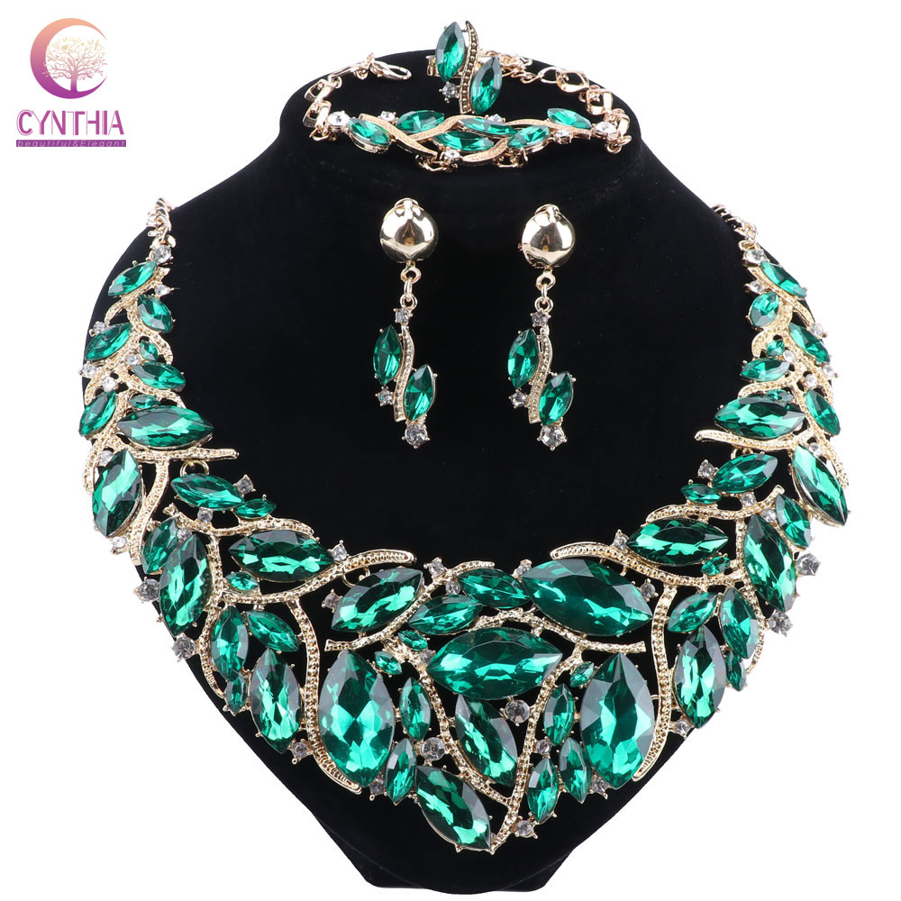 Women Accessories India - 신시아 럭셔리 그린 컬러 크리스탈 목걸이