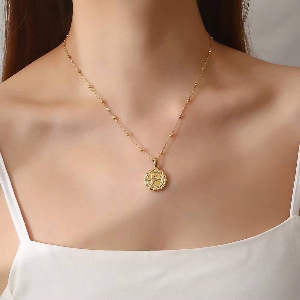 Coin Necklace Delicate - 여성용 섬세한 천사 큐피드 코인 펜던트