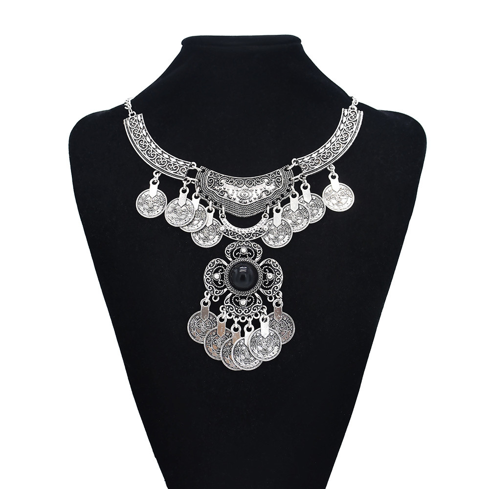 여성용 빈티지 합금 할로우 대형 꽃 동전, 술 펜던트  - Women Accessories Nepal 리뷰 및 가격