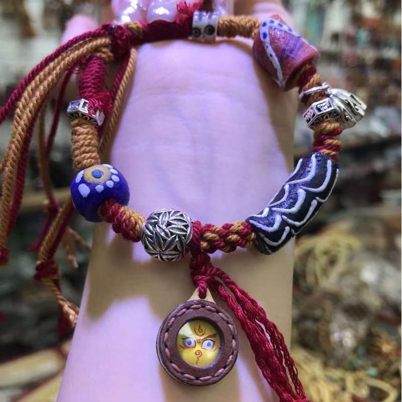 티베트 장신구 - 네팔산 유리 장식품과 소가죽으로 그려 - Women Accessories Nepal 리뷰 및 가격